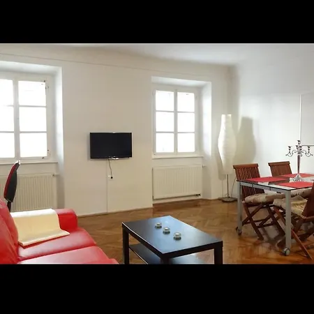 Apartment Domus Romanus *